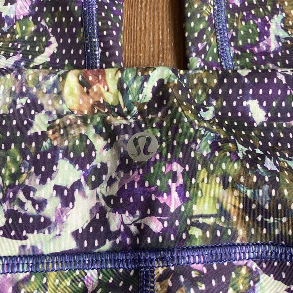 Lululemon Printed Leggings Size 4 - Picture 3 of 5